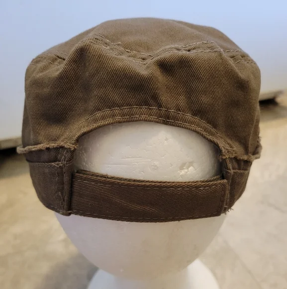 Distressed Labrador Military Style Cap - Picture 6 of 10